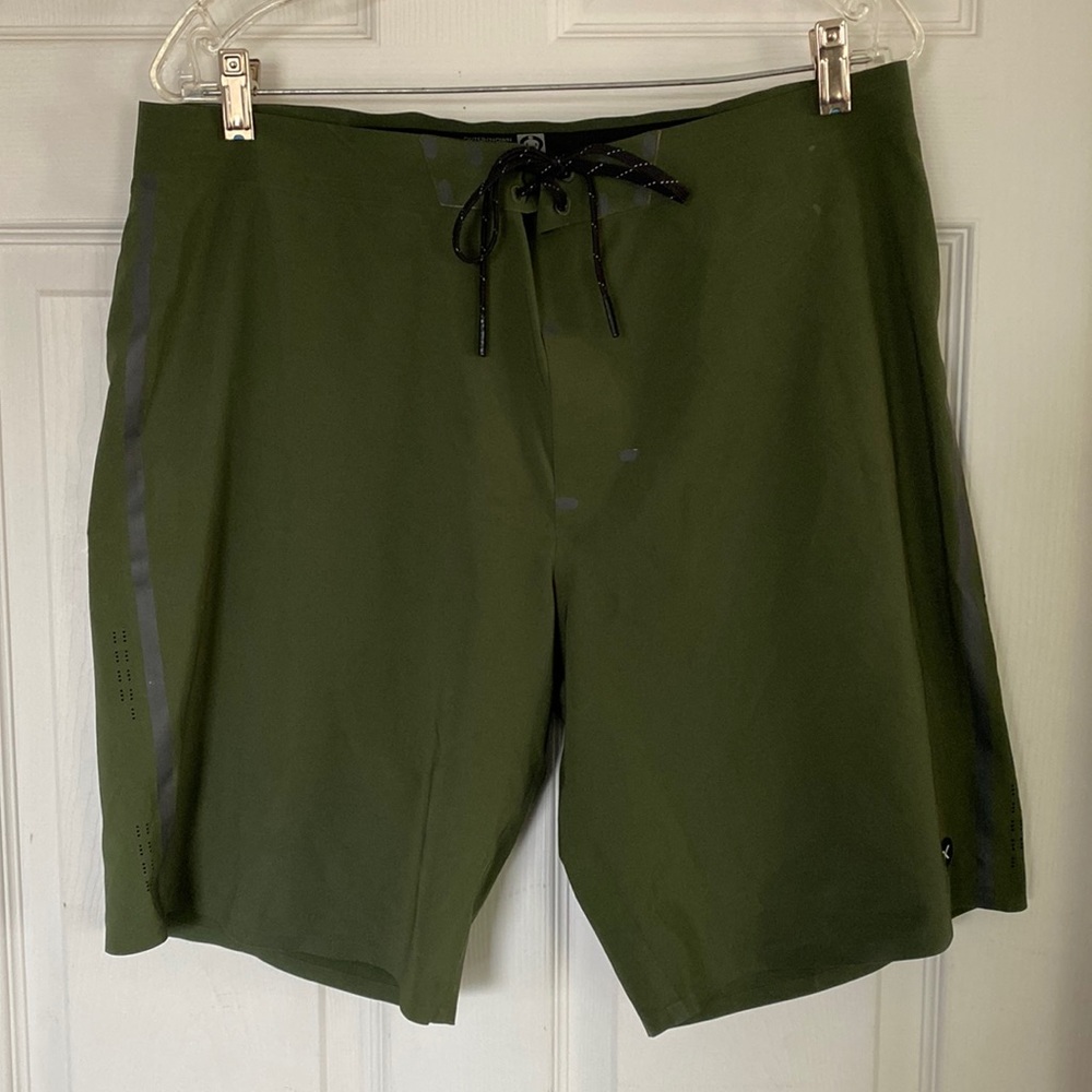 Outerknown Apex by Kelly Slater - size 32